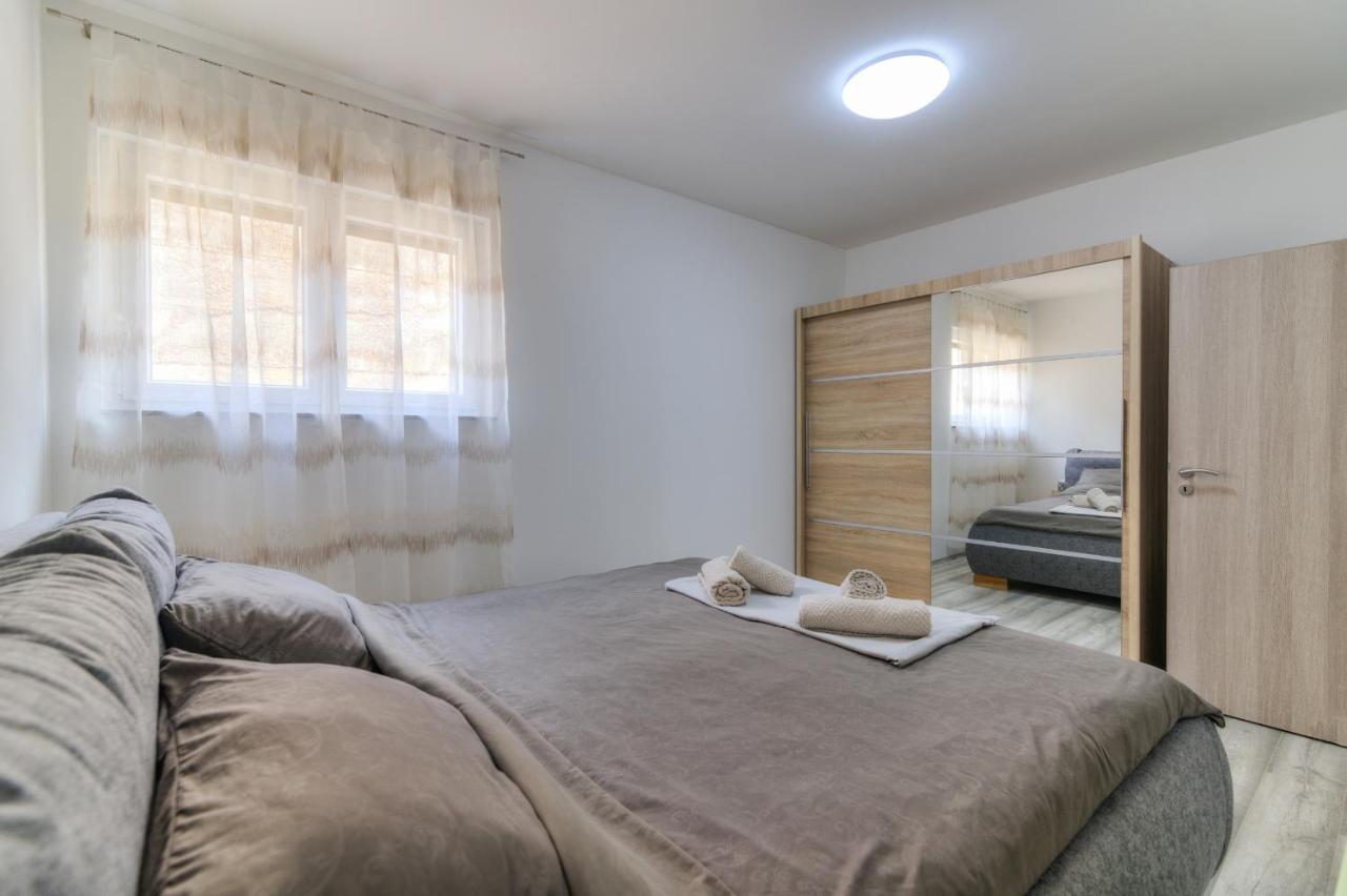 Apartment Luka Сень Экстерьер фото