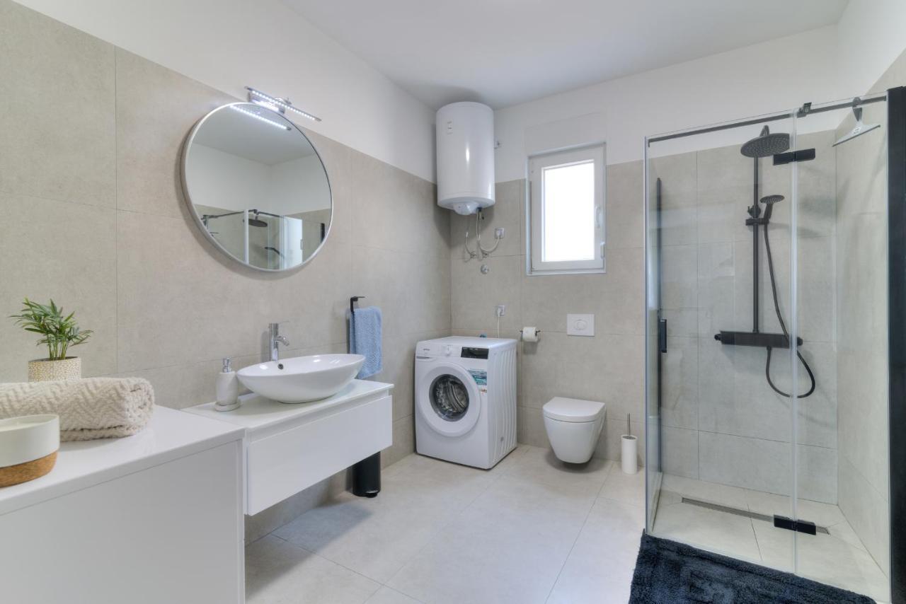 Apartment Luka Сень Экстерьер фото